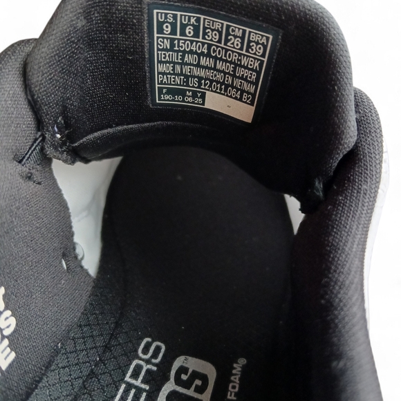 Skechers Slip-ins Women's Size 9 Quilted White and Black Athletic Shoes - Picture 7 of 8